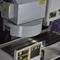 VMC automatizado 3 processamento da máquina de trituração 400KG do CNC da linha central Max Load For Metal Parts